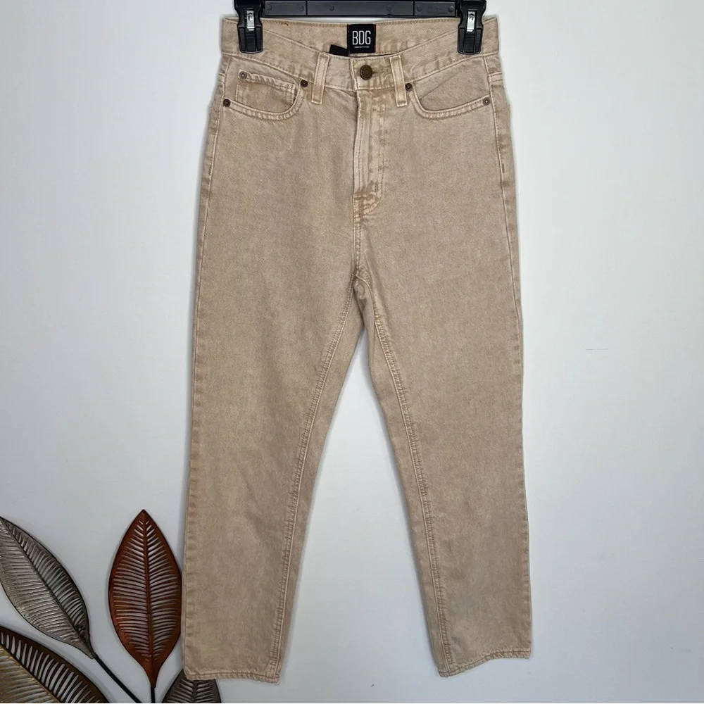 BGD Slim Straight Mid Rise 100% Cotton Jeans In Cream Neutral Color E2‎